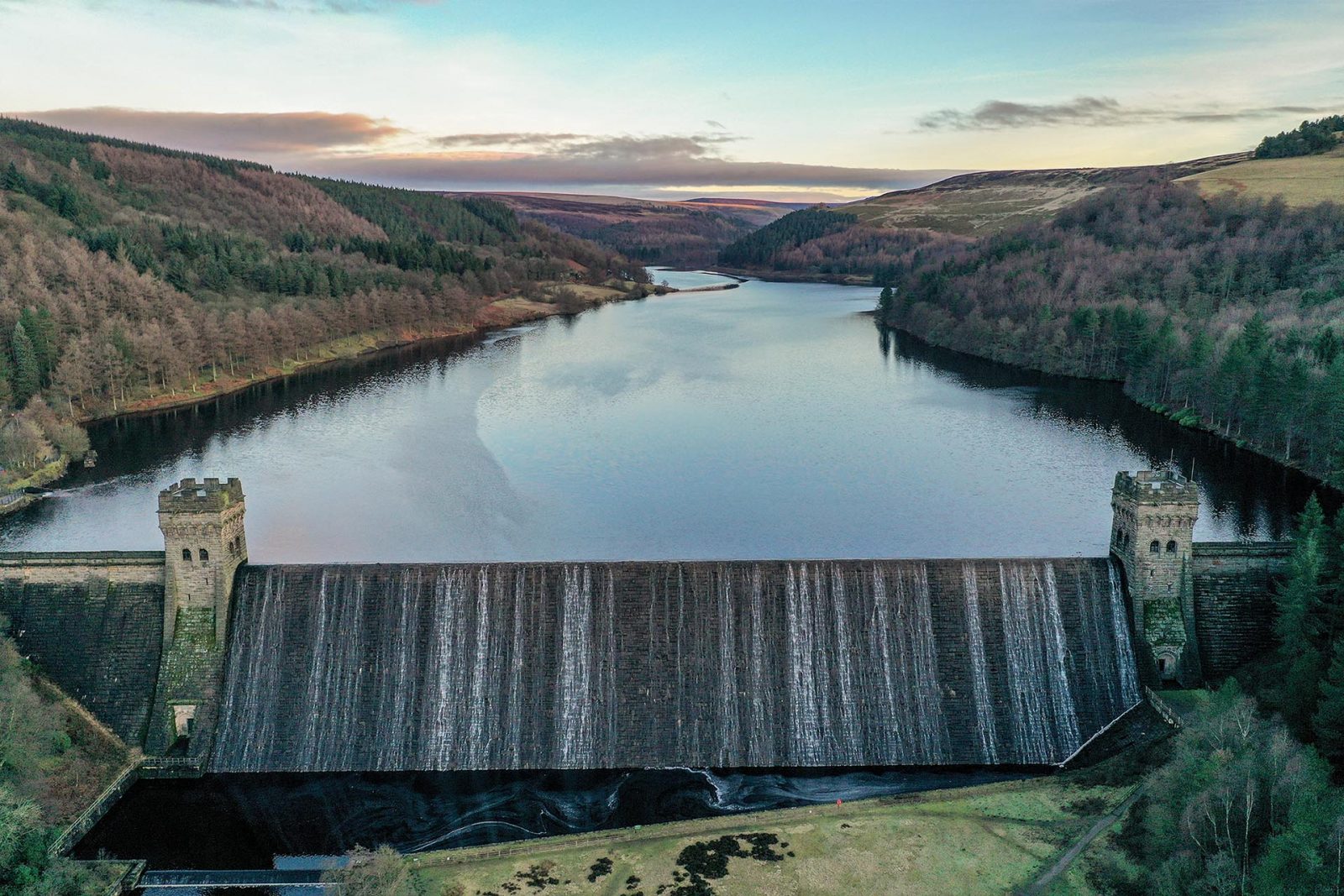 Howden, Derwent and Ladybower Reservoir: A Walk Through History | nativve