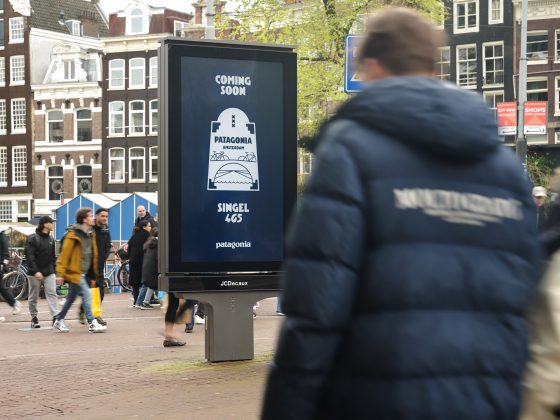 Patagonia digital out of home advert displaying Amsterdam storelaunch