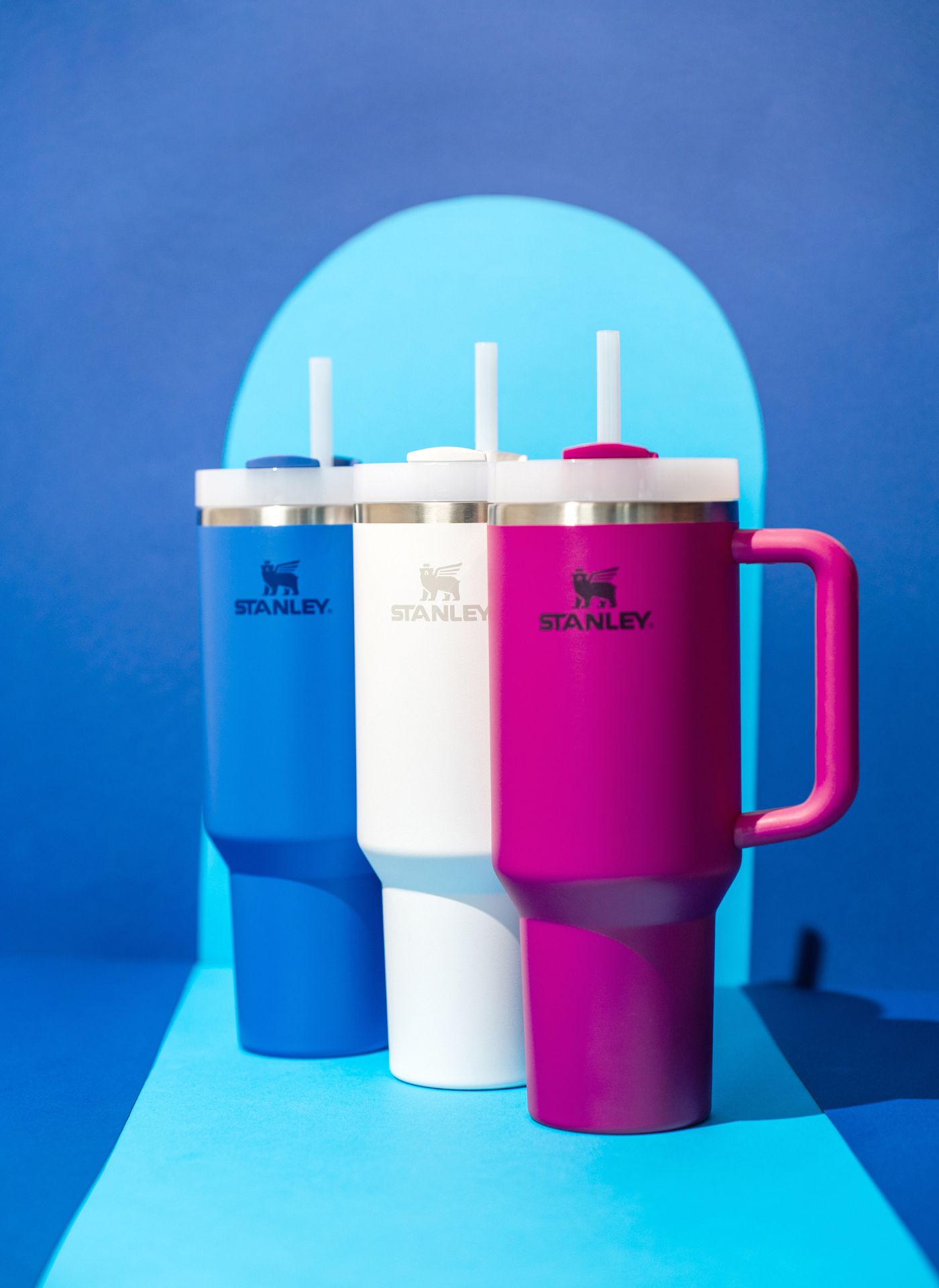 Stanley Frost Iris Fuchsia Quencher