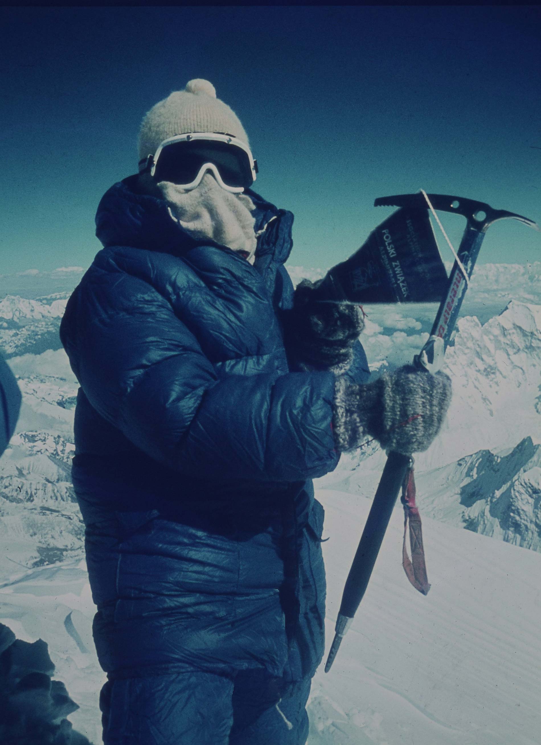 Wanda Rutkiewicz at the top of Everest, 16th of May 1978. Photo from the Wanda Rutkiewicz archive.